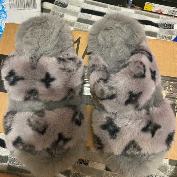 Fuzzy Slides - Picture 2 of 4